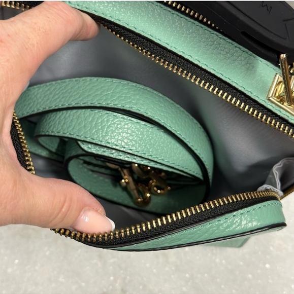 MARC JACOBS LUNCH box small NWT - Picture 2 of 6